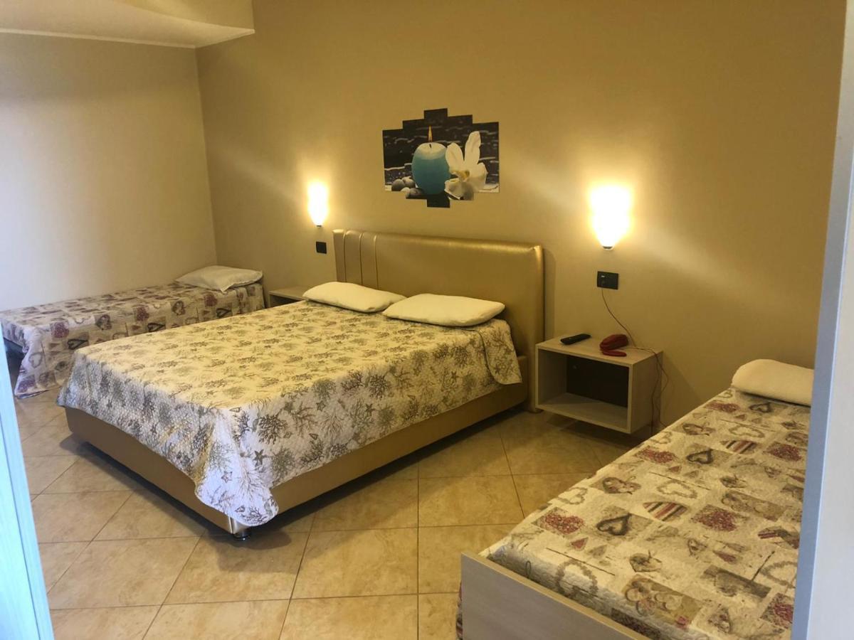 Hotel La Campagnola Капо-Ватикано Екстер'єр фото