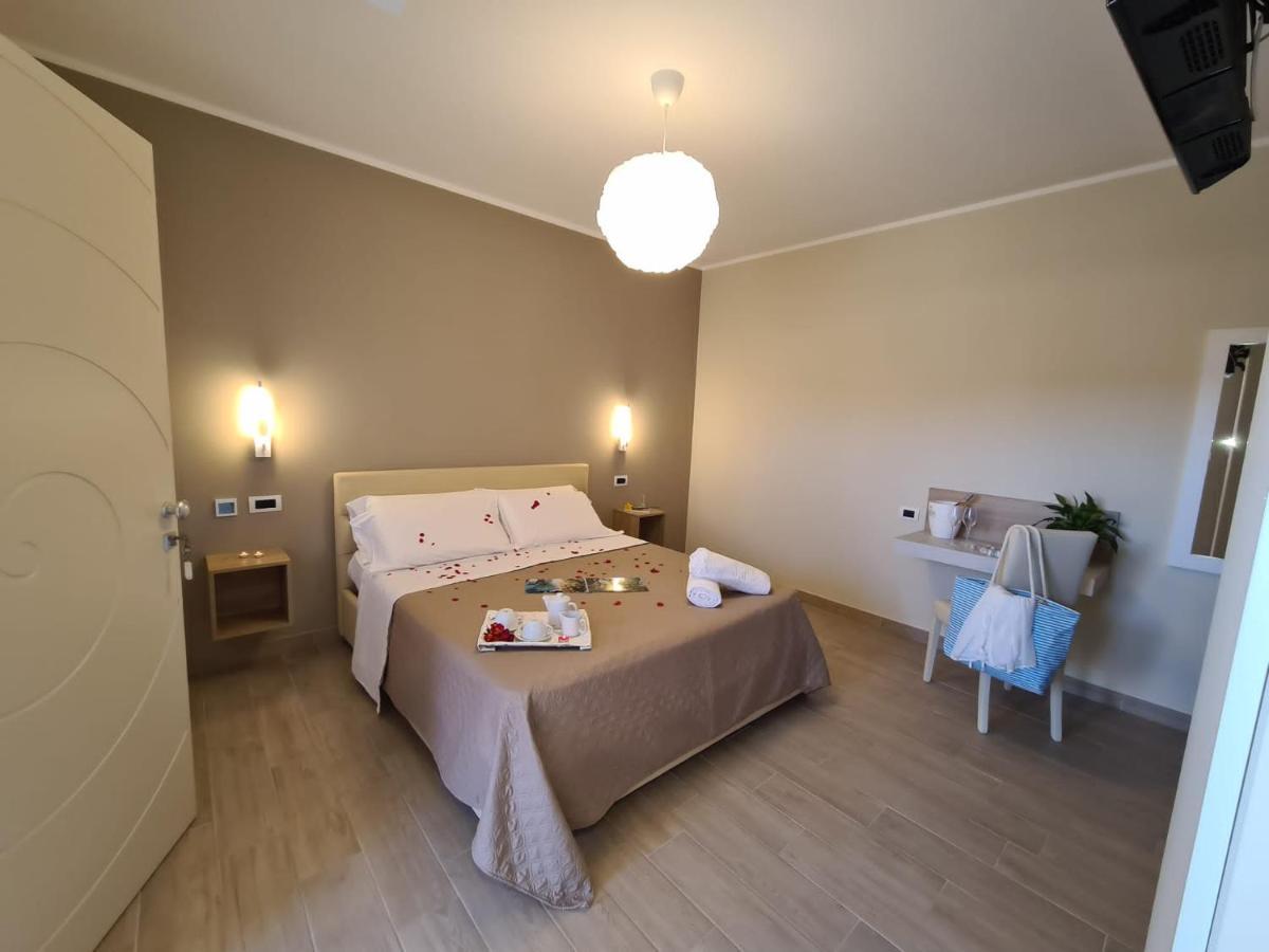 Hotel La Campagnola Капо-Ватикано Екстер'єр фото