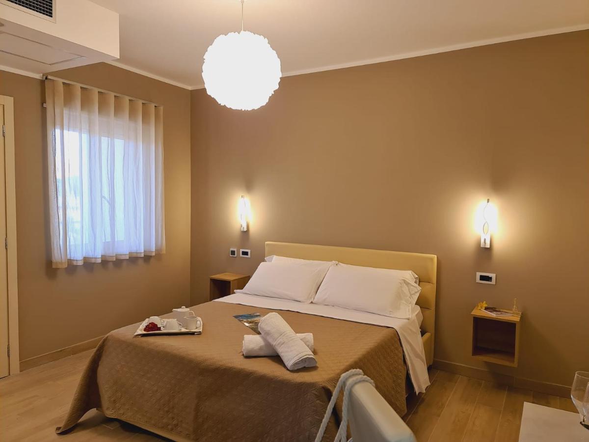 Hotel La Campagnola Капо-Ватикано Екстер'єр фото